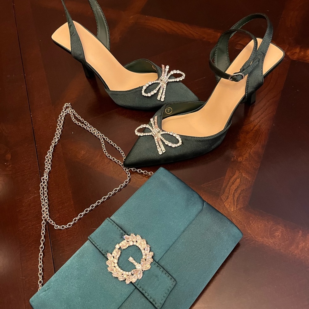Elegant Green Heels and Clutch Set with Silver Accents